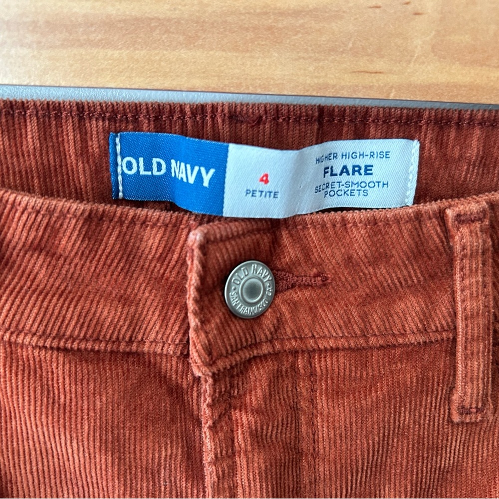 Old Navy High-Rise Flare Corduroy Pants — Rust